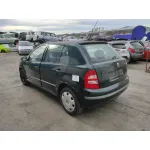 SKODA FABIA (6Y2/6Y3) SKODA FABIA (6Y2/6Y3) '2001 1.4 VERDE BOTELLA 2000