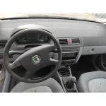 SKODA FABIA (6Y2/6Y3) SKODA FABIA (6Y2/6Y3) '2001 1.4 VERDE BOTELLA 2000