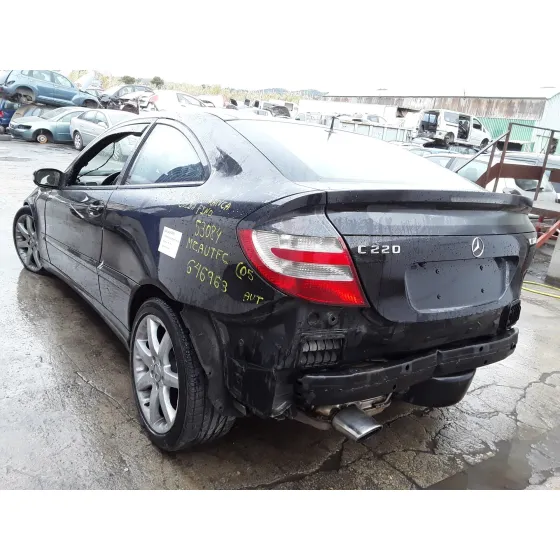 MERCEDES CLASE C (W203) SPORTCOUPE '2005 2.2 CDI CAT NEGRO