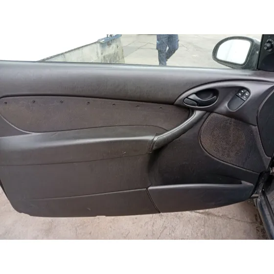Ford FOCUS I (DAW, DBW) 2001