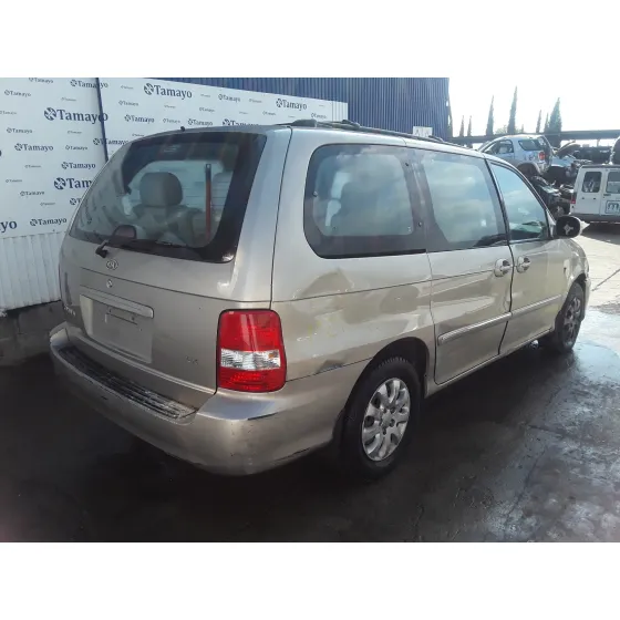KIA CARNIVAL II '2006 2.9 CRDI CAT DORADO PLATA