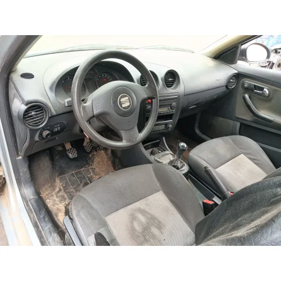 Seat IBIZA III (6L1) 2002