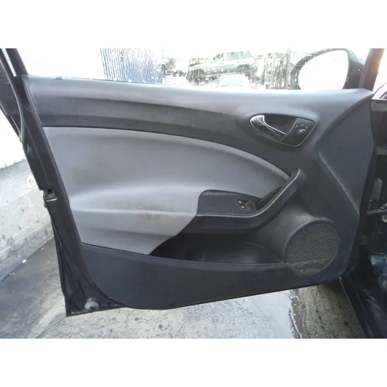 SEAT IBIZA (6J5) '2013 1.6 TDI NEGRO