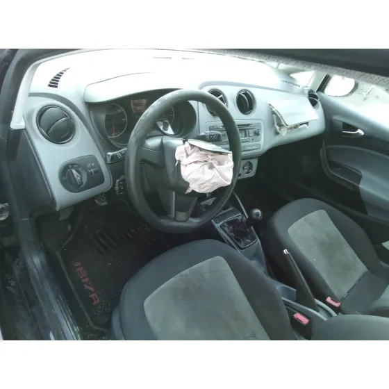 SEAT IBIZA (6J5) '2013 1.6 TDI NEGRO