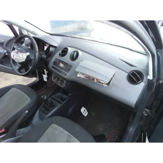 SEAT IBIZA (6J5) '2013 1.6 TDI NEGRO