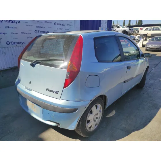FIAT PUNTO BERLINA (188) '2001 1.2 16V CAT AZUL CIELO