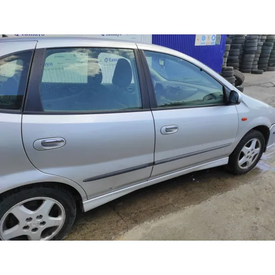 NISSAN ALMERA TINO (V10M) '2001 1.8 16V CAT PLATA