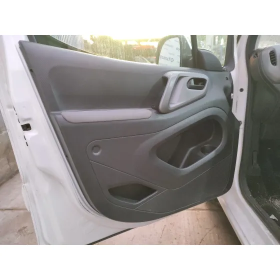 PEUGEOT PARTNER '2016 TEPPE BLANCO