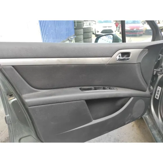 PEUGEOT 407 '2006 1.6 HDI VERDE OSCURO