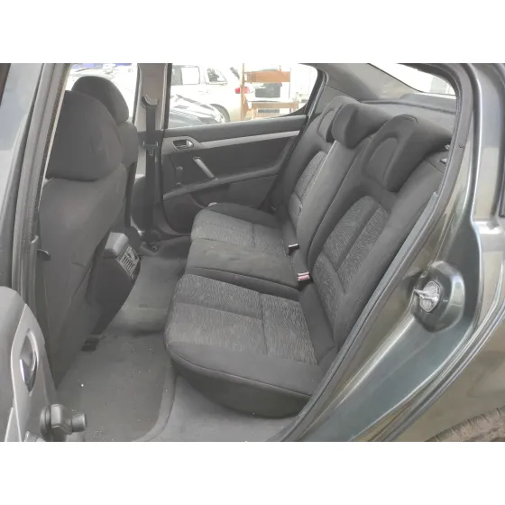 PEUGEOT 407 '2006 1.6 HDI VERDE OSCURO
