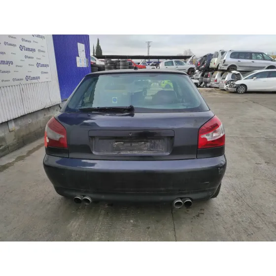 AUDI A3 (8L) '2001 * NEGRO