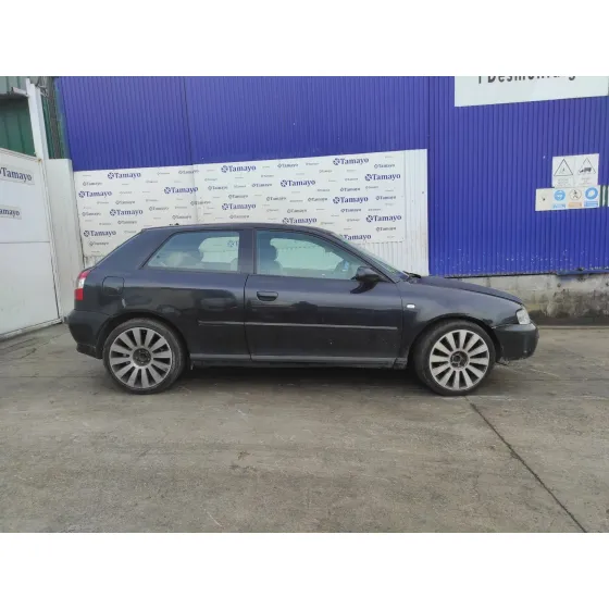 AUDI A3 (8L) '2001 * NEGRO