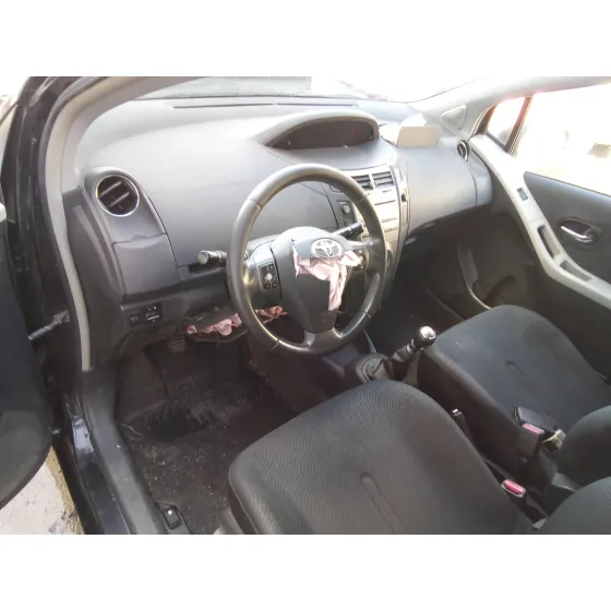 TOYOTA YARIS '2009 1.3 16V CAT NEGRO
