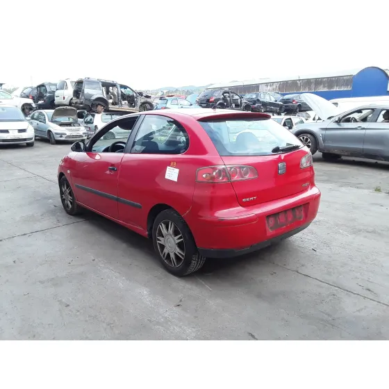 SEAT IBIZA (6L1) '2005 * ROJO