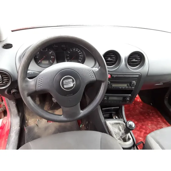 SEAT IBIZA (6L1) '2005 * ROJO