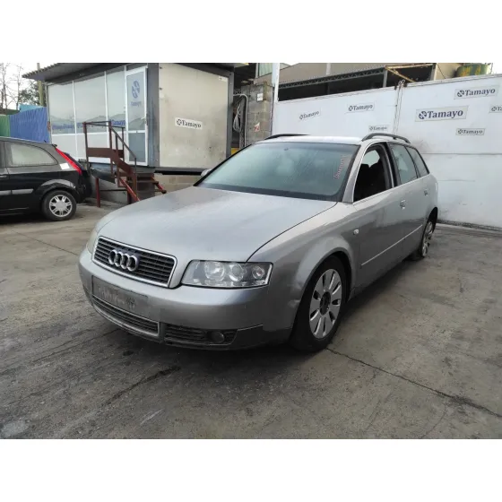 AUDI A4 AVANT (8E) '2003 * GRIS