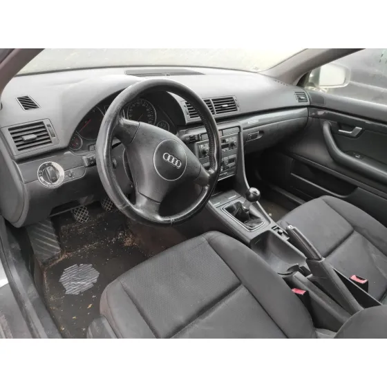 AUDI A4 AVANT (8E) '2003 * GRIS