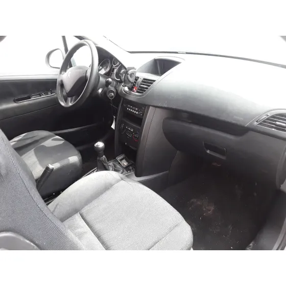 PEUGEOT 207 '2007 1.4 HDI PLATA