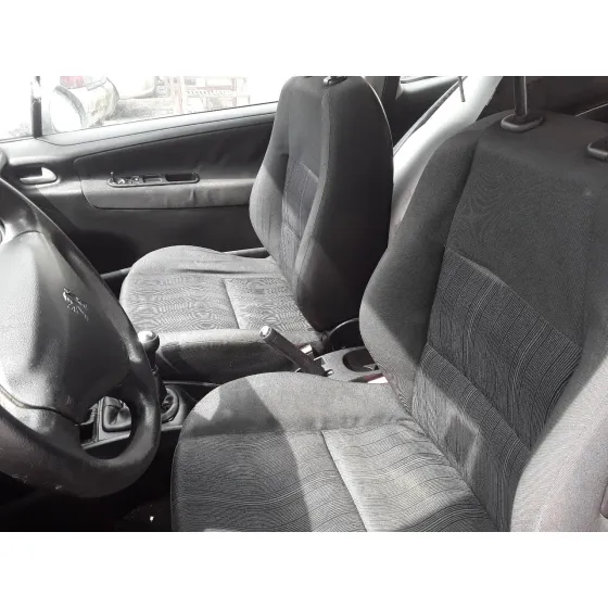 PEUGEOT 207 '2007 1.4 HDI PLATA