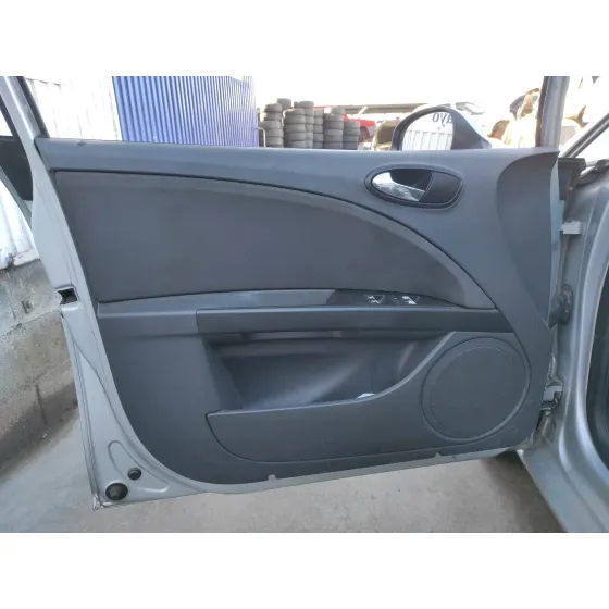 SEAT LEON (1P1) '2006 * PLATA