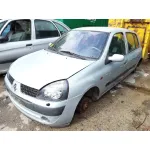RENAULT CLIO II FASE II (B/CB0) RENAULT CLIO II FASE II (B/CB0) '2002 1.4 16V PLATA 2001