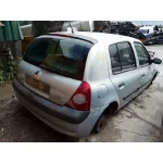 RENAULT CLIO II FASE II (B/CB0) RENAULT CLIO II FASE II (B/CB0) '2002 1.4 16V PLATA 2001