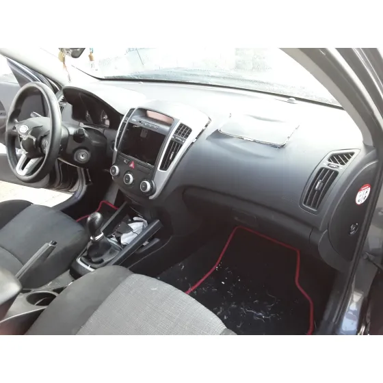 KIA CEE'D SPORTY WAGON '2010 1.6 CAT GRIS