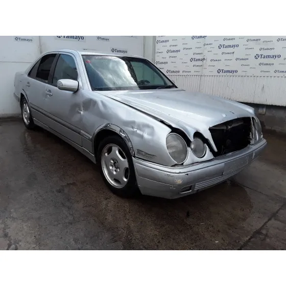 MERCEDES CLASE E (W210) BERLINA DIESEL '2016 2.2 CDI 16V CAT PLATA