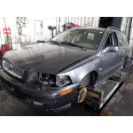 VOLVO V40 FAMILIAR VOLVO V40 FAMILIAR '2002 1.8 CAT (1834 CM3) GRIS 1995