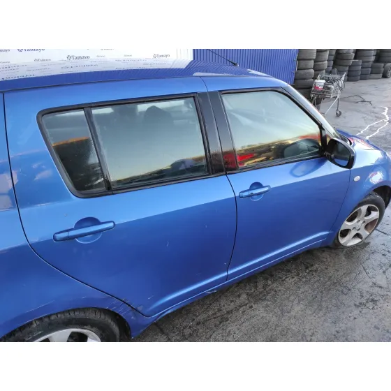 SUZUKI SWIFT BERLINA (MZ) '2006 * AZUL