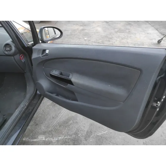 OPEL CORSA D '2009 1.4 16V NEGRO