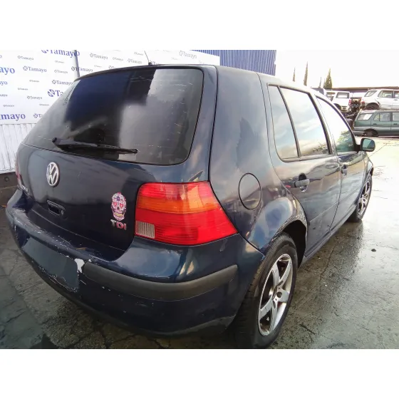 VOLKSWAGEN GOLF IV BERLINA (1J1) '2002 1.9 TDI AZUL MARINO