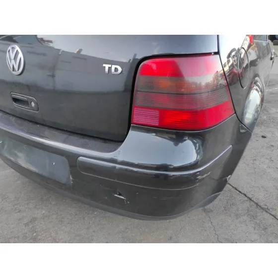 VOLKSWAGEN GOLF IV BERLINA (1J1) '2001 1.9 TDI NEGRO