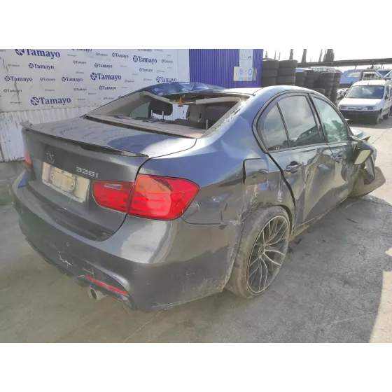 BMW SERIE 3 LIM. (F30) '2013 335I GRIS