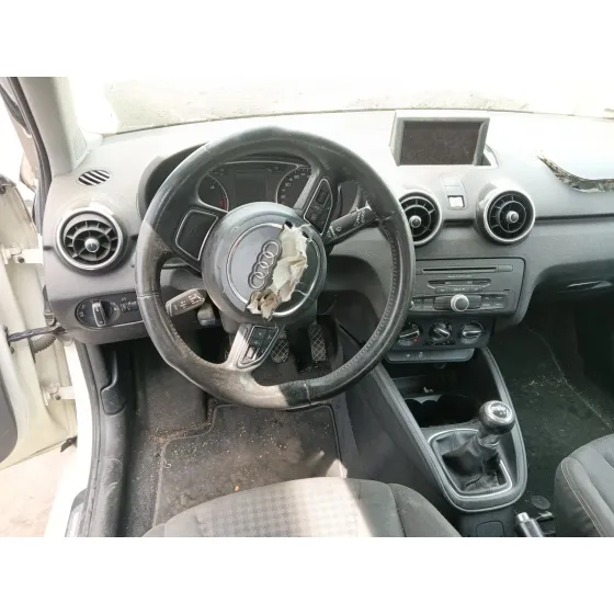 Audi A1 (8X1, 8XK) 2010