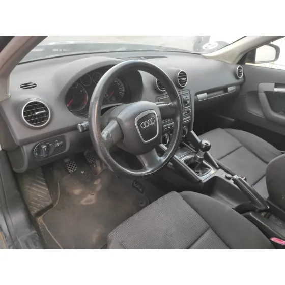AUDI A3 SPORTBACK (8P) '2005 * NEGRO