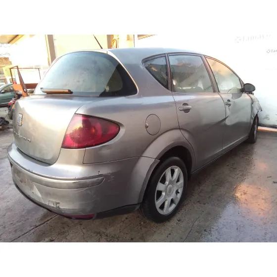 SEAT TOLEDO (5P2) '2004 2.0 TDI GRIS