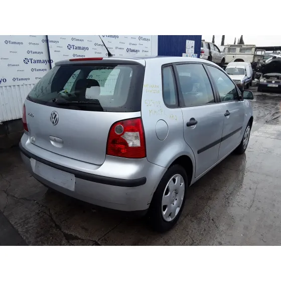 VOLKSWAGEN POLO (9N1) '2002 1.2 12V PLATA