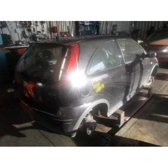 OPEL CORSA C '2004 1.3 16V CDTI CAT (Z 13 DT / LN9) NEGRO