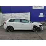 AUDI A3 SPORTBACK (8P) AUDI A3 SPORTBACK (8P) '2011 2.0 TDI BLANCO 2004