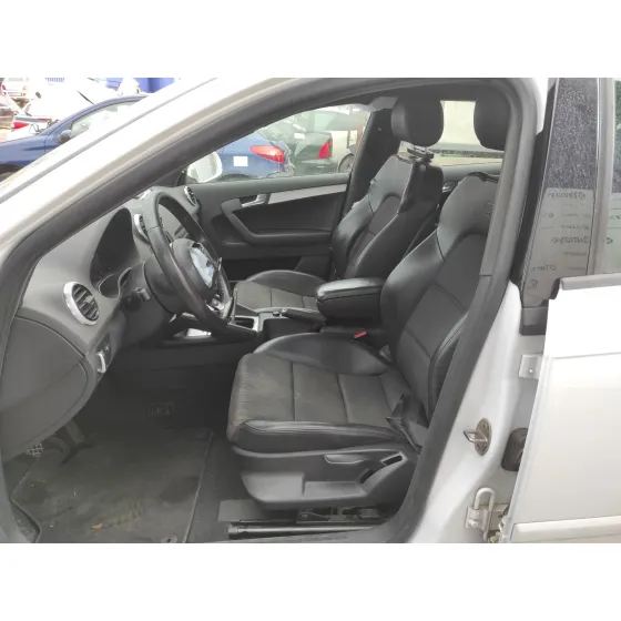 AUDI A3 SPORTBACK (8P) '2011 2.0 TDI BLANCO