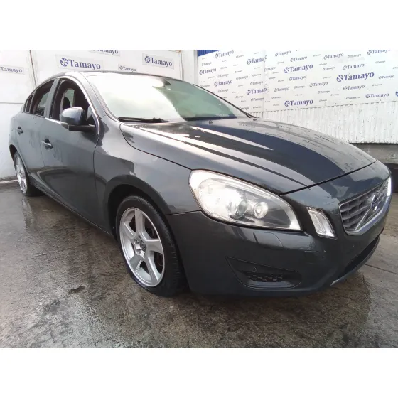 VOLVO S60 LIM. '2014 2.4 DIESEL CAT GRIS OSCURO