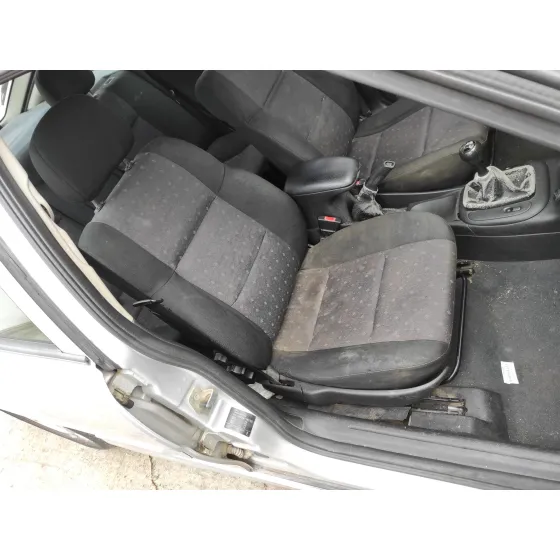 OPEL VECTRA B BERLINA '2001 2.0 DTI PLATA