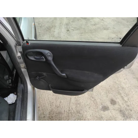 OPEL VECTRA B BERLINA '2001 2.0 DTI PLATA