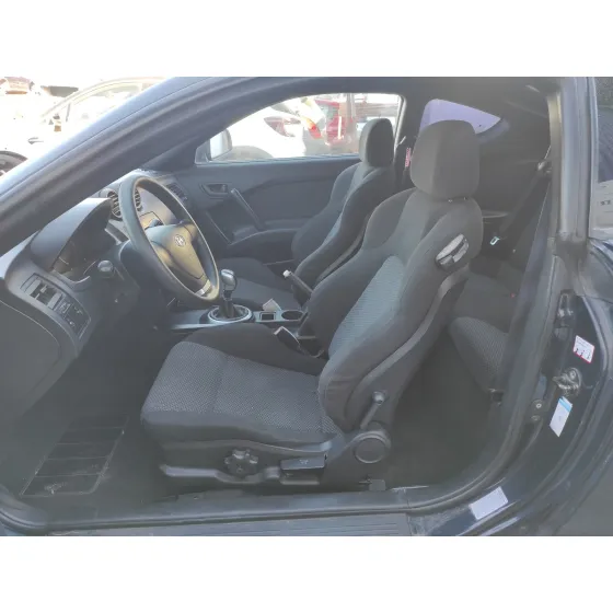 HYUNDAI COUPE (GK) '2004 1.6 16V CAT NEGRO