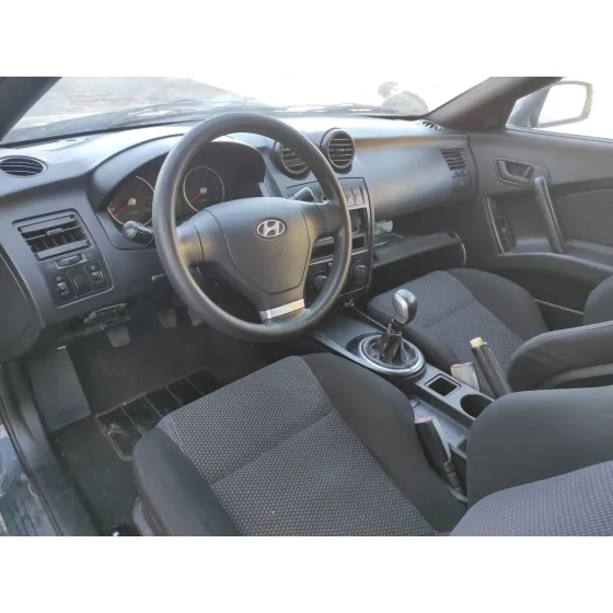 HYUNDAI COUPE (GK) '2004 1.6 16V CAT NEGRO