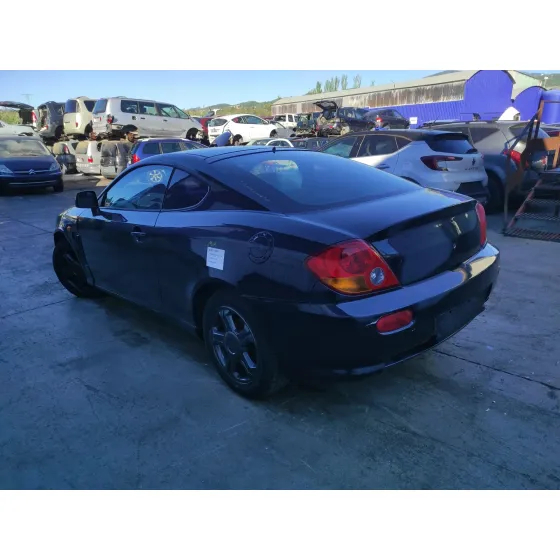 HYUNDAI COUPE (GK) '2004 1.6 16V CAT NEGRO