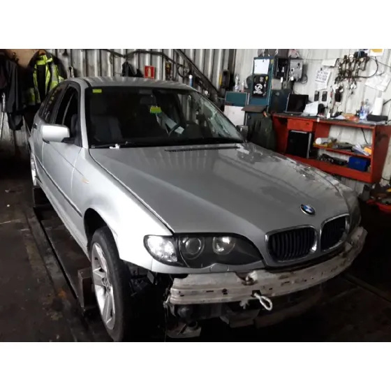 BMW SERIE 3 BERLINA (E46) '2005 318D GRIS