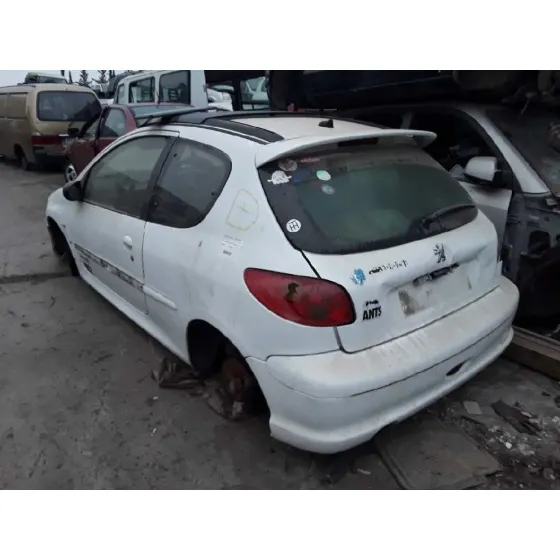 PEUGEOT 206 4-TRG. '2005 * BLANCO