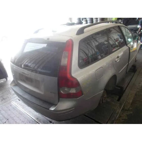 VOLVO V50 FAMILIAR '2004 2.0 DIESEL CAT PLATA